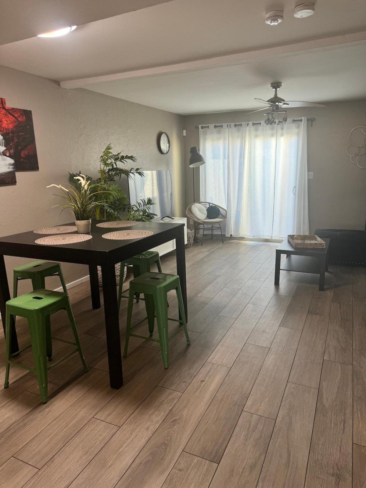 Old Town Scottsdale 2 Bedroom Gem! Екстер'єр фото